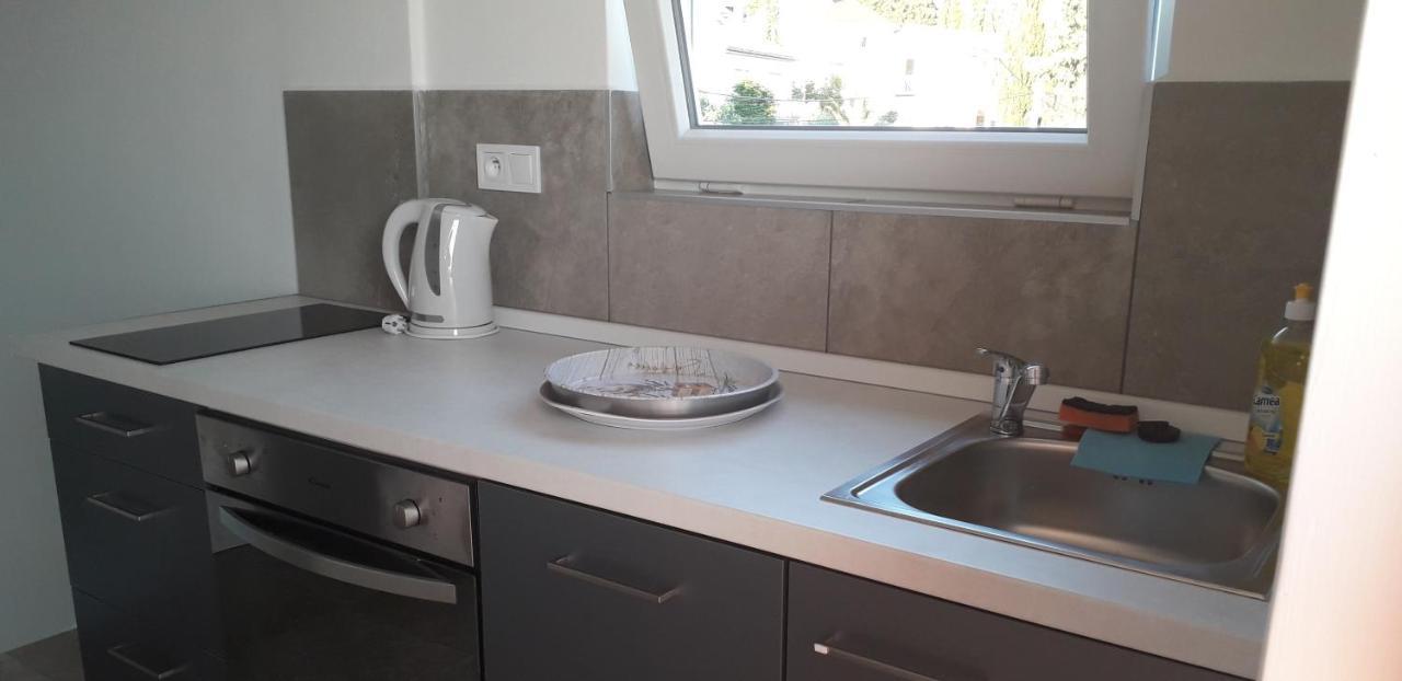 Vila Zdenka Apartmants Crikvenica Exteriör bild