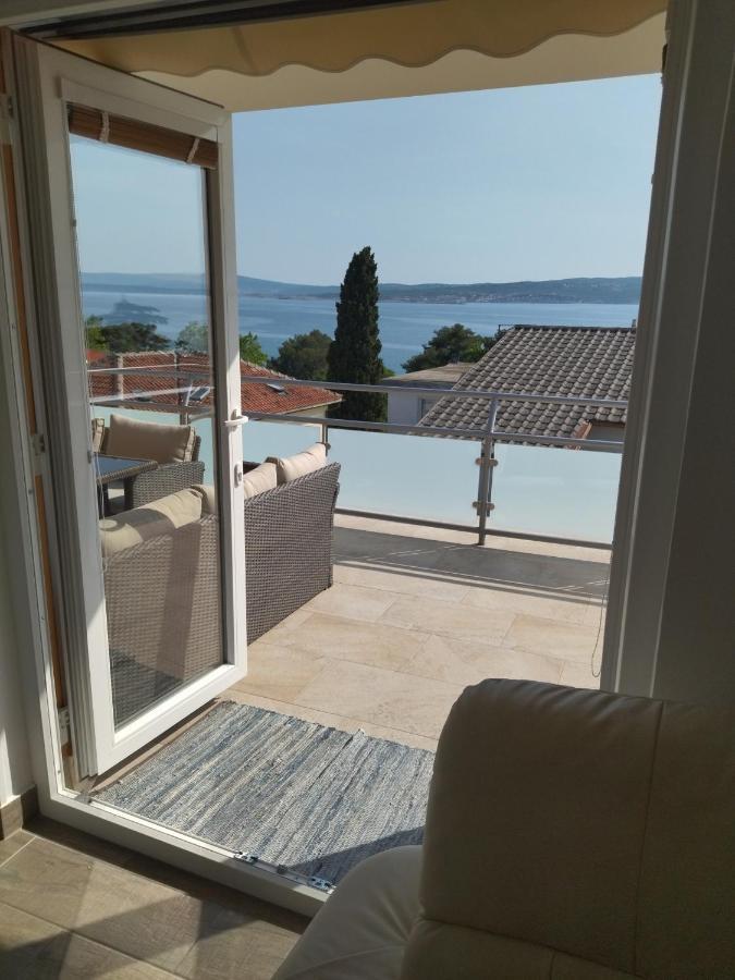 Vila Zdenka Apartmants Crikvenica Exteriör bild