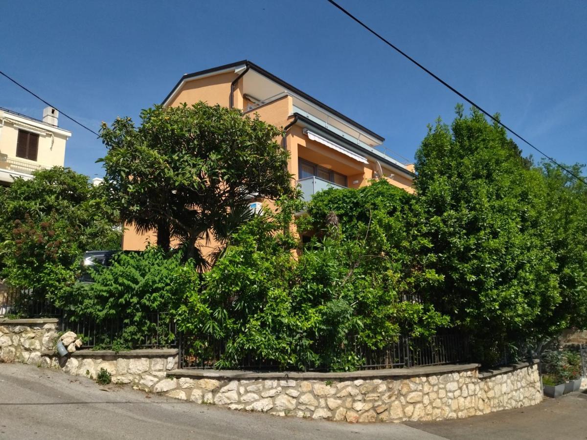Vila Zdenka Apartmants Crikvenica Exteriör bild
