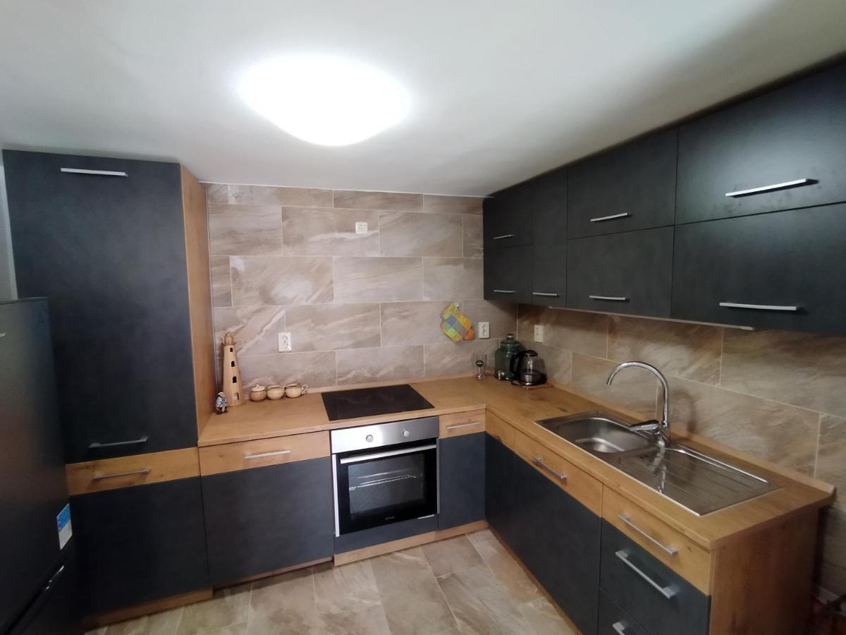Vila Zdenka Apartmants Crikvenica Exteriör bild